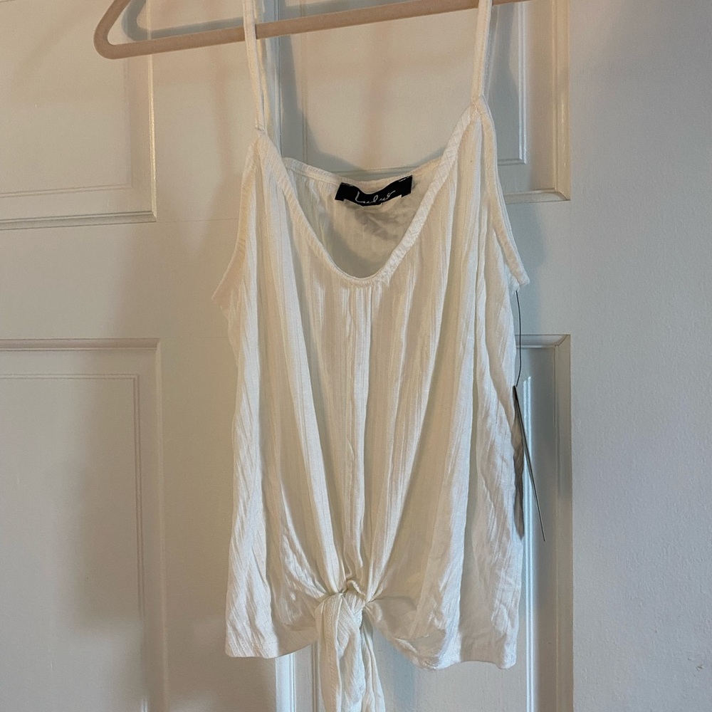 Lulu’s White Tie-Front Tank Top